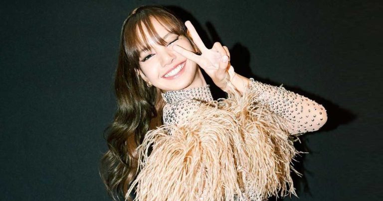 BLACKPINK’s Lisa Asked To Remove Her ‘K-Pop Idol Label’ By Netizens Following Crazy Horse Show, One Reacts “She Should Quit Before Leaving YG”